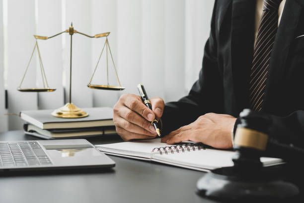 Legal analysis of documents for starting a business by Ukrainians abroad: legal aspects and assistance of a lawyer - consultant.net.pl