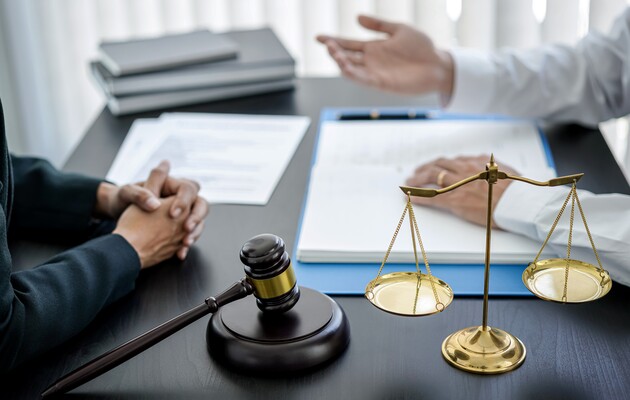 Regulacja prawna mediów społecznościowych dla polskich firm: porady prawne - consultant.net.pl