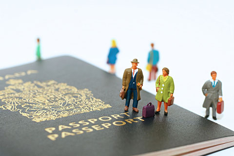 Jak znaleźć dobrego prawnika lub prawnika w Polsce dla migranta - consultant.net.pl