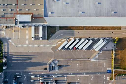 Jak otworzyć firmę transportową w Polsce? - consultant.net.pl