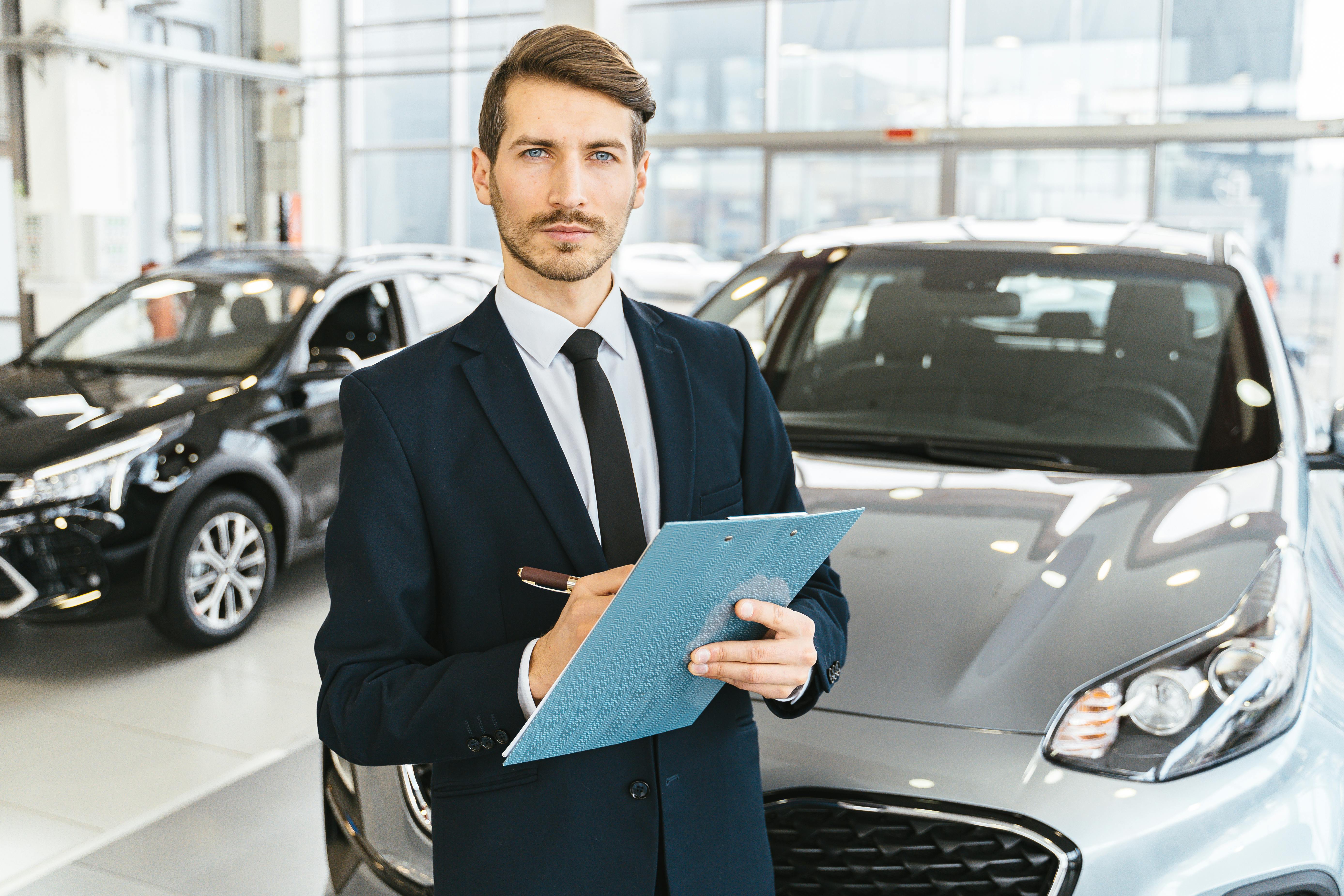 Drawing up a contract of sale of a car in Poland - consultant.net.pl