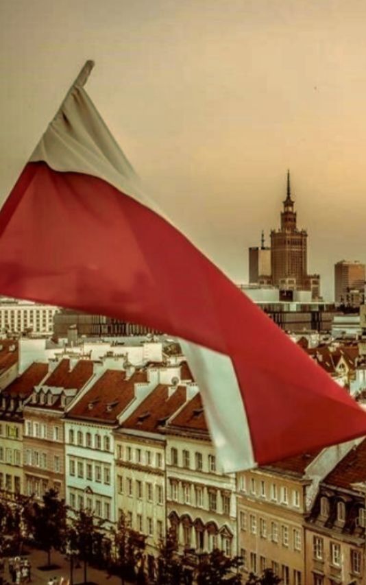 Zawieranie umów partnerskich z polskimi mediami: kluczowe aspekty i zalecenia prawne - consultant.net.pl