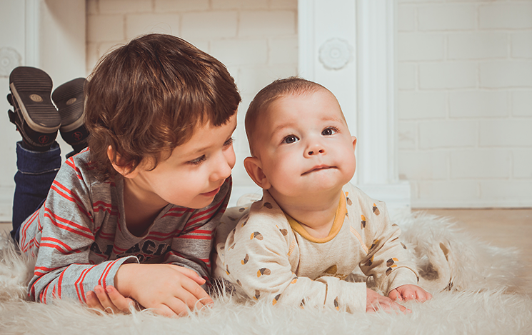 Mandat za przewożenie dziecka bez fotelika samochodowego – odpowiedzialność kierowcy i ochrona praw - consultant.net.pl