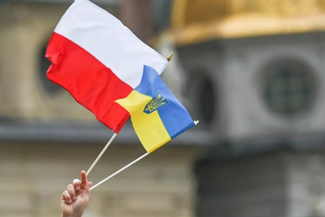 Jak przedłużyć pobyt w Polsce: wszystkie legalne sposoby - consultant.net.pl