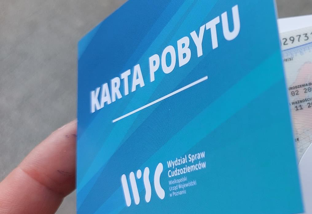 МАКСИМ_ Najczęstsze błędy przy ubieganiu się o kartę związaną z pracą - consultant.net.pl